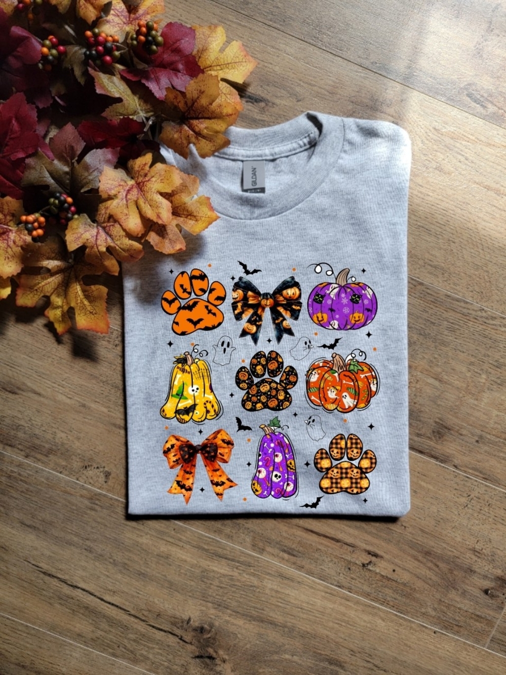Gildan Gray Halloween Paw & Pumpkin Graphic Tee